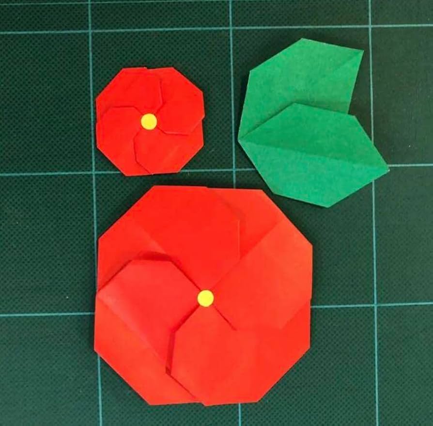 椿　折り紙　春壁面飾り　ご確認ページです How to make a paper camellia flower decoration 〈ORIGAMI